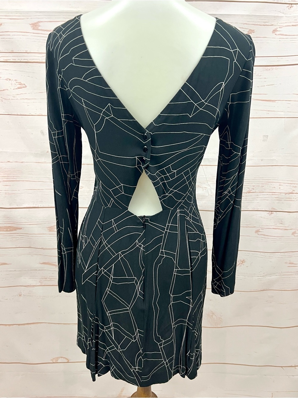 Something Else Natalie Wood Geometric Open Back Long Sleeve Mini Dress